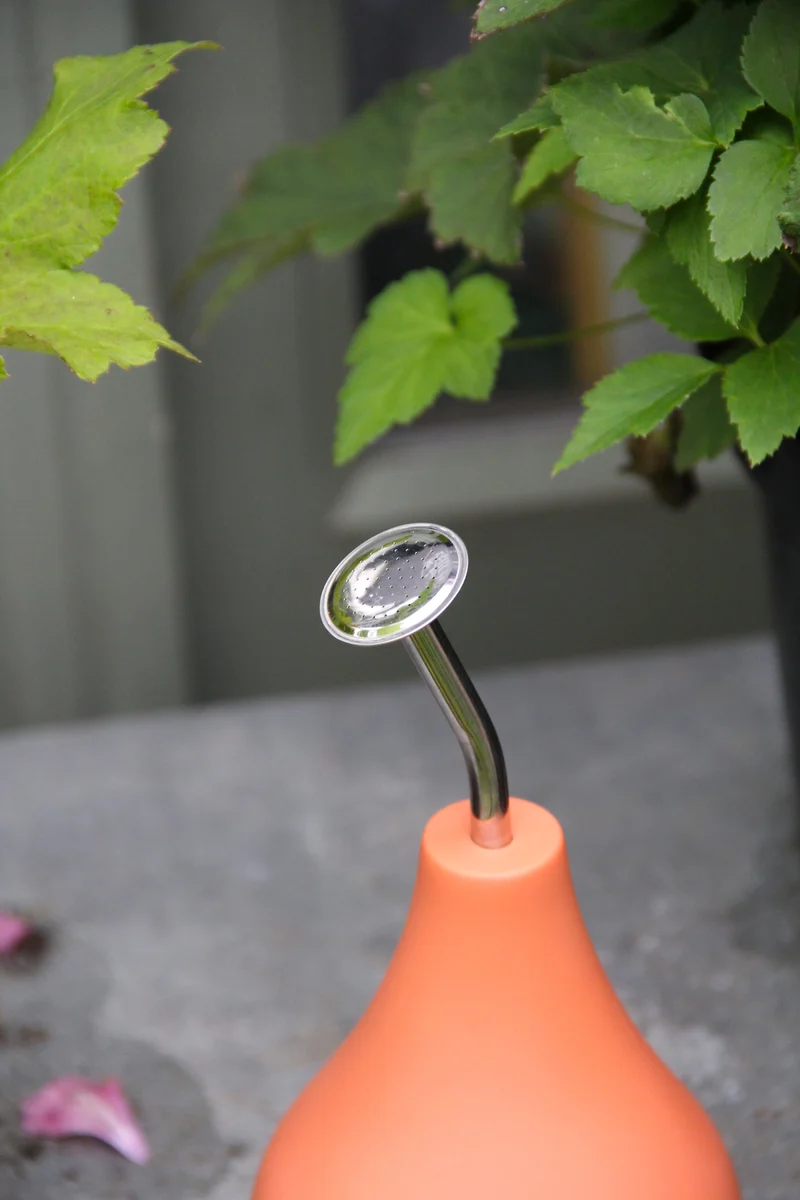 Gießbrause Ball Terracotta L | Wassersparender Sprinkler für gezielte Pflanzenbewässerung