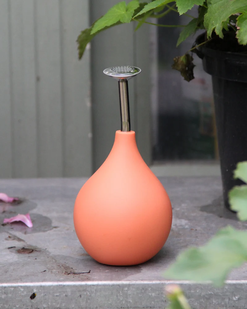 Gießbrause Ball Terracotta S | Wassersparender Sprinkler für gezielte Pflanzenbewässerung