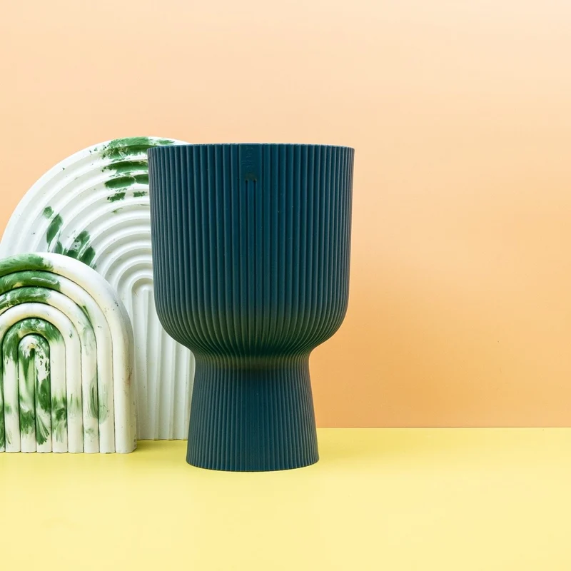 ÜBERTOPF ELHO VIBES FOLD RUND COUPE TIEFENBLAU