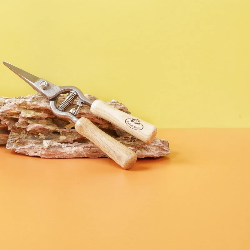 GARTENSCHERE - ESSCHERT HOLZ