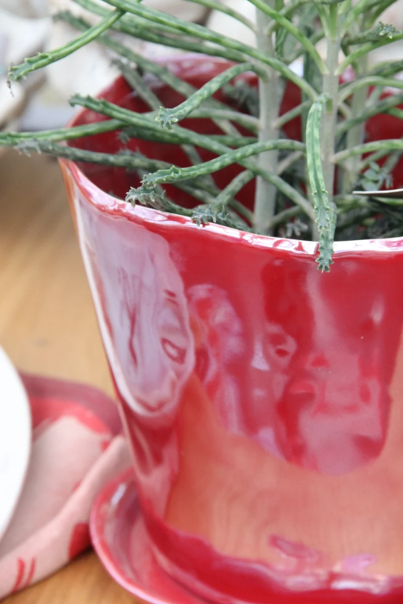 Des Pots | Blumentopf aus glasierten Keramik in Rot H 15.5 Ø 18 cm