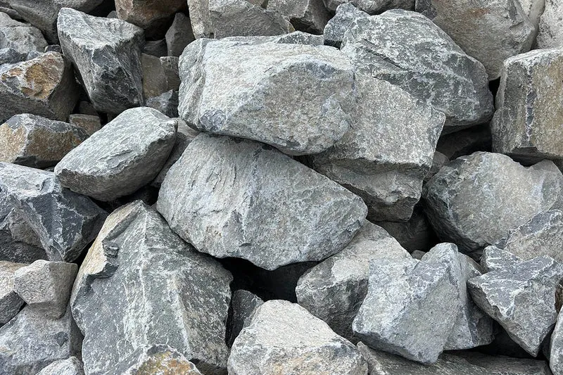 Mauersteine für Trockenmauer – Wasserbausteine Bruchsteine Basalt 10-40 cm