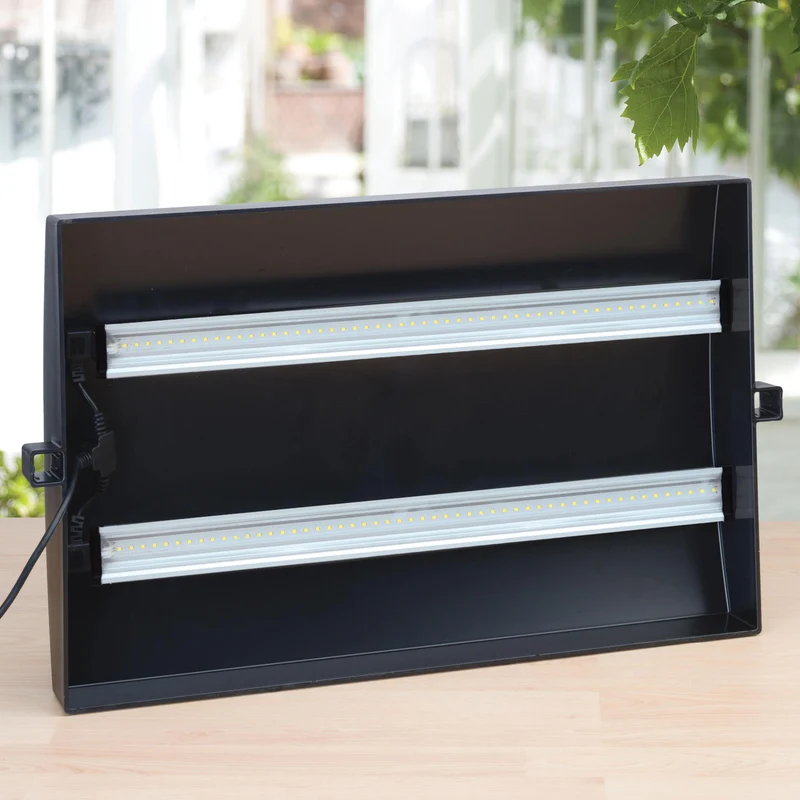 Küchengarten LED Schwarz – 32-Watt LED Vollspektrum-Licht, Selbstbewässerungssystem