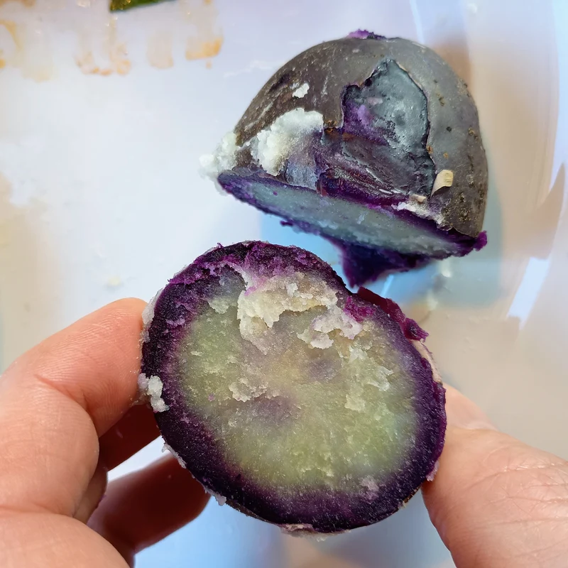 Seed Potatoes: Purple Rain