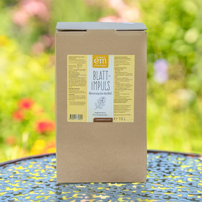Blattimpuls ® · Pflanzenferment mit ausgesuchten regionalen Kräutern und ihrer eigenen Mikroflora für Blattspritzungen