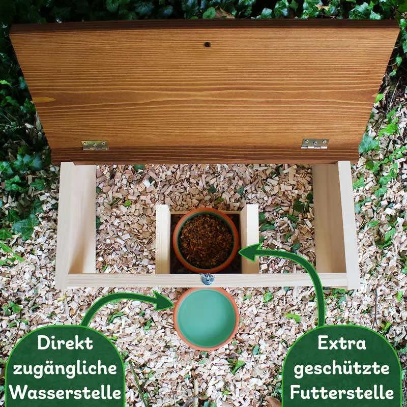 Igel-Futterhaus mit Wasser- und Futterplatz